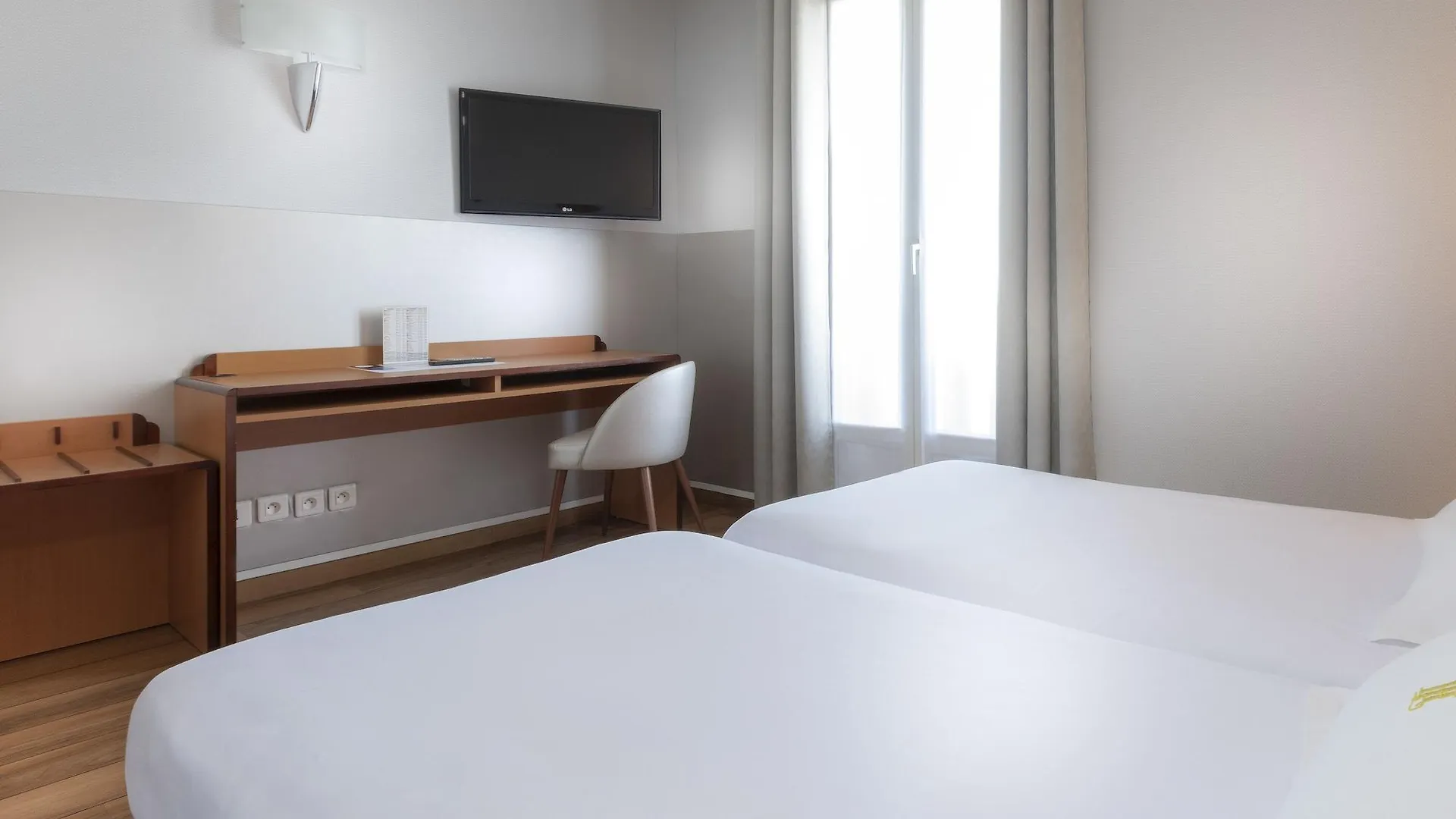 Hotel Du Lion Paris